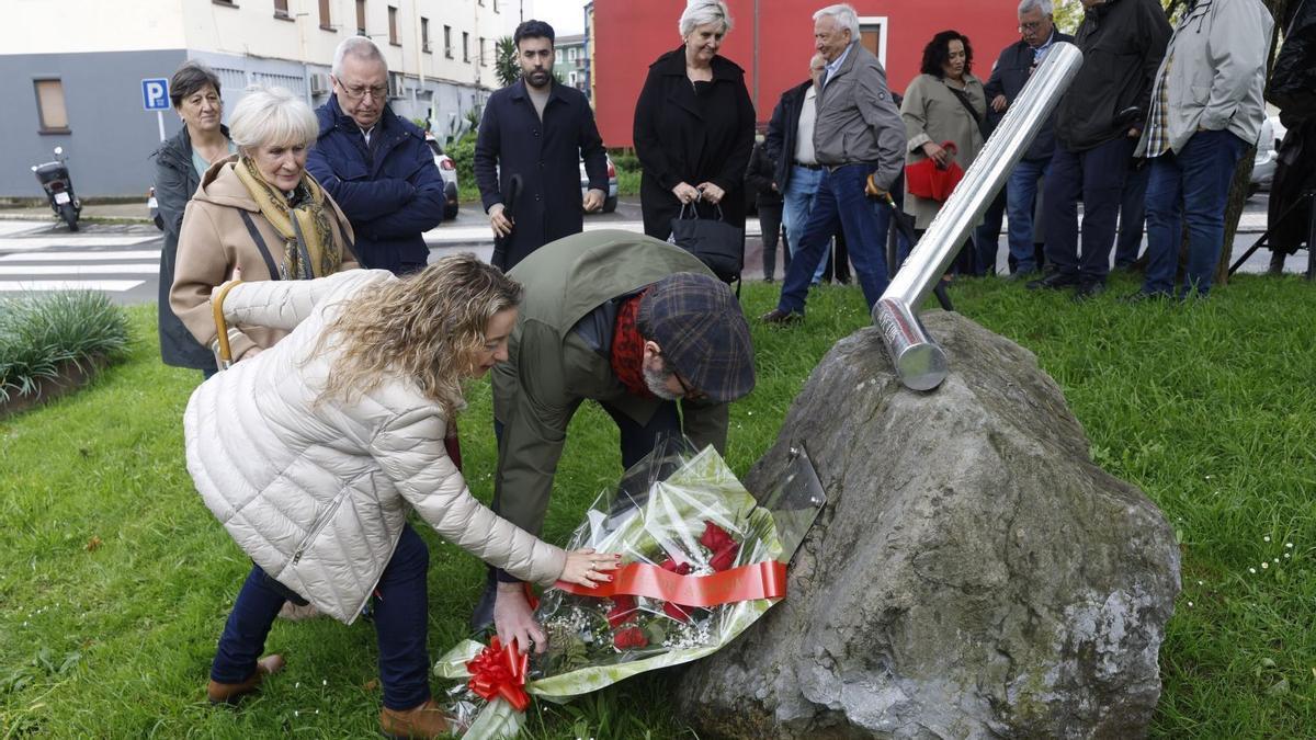 Homenaje en Andoain a José Luis López de Lacalle en el 24 aniversario de su asesinato por ETA.