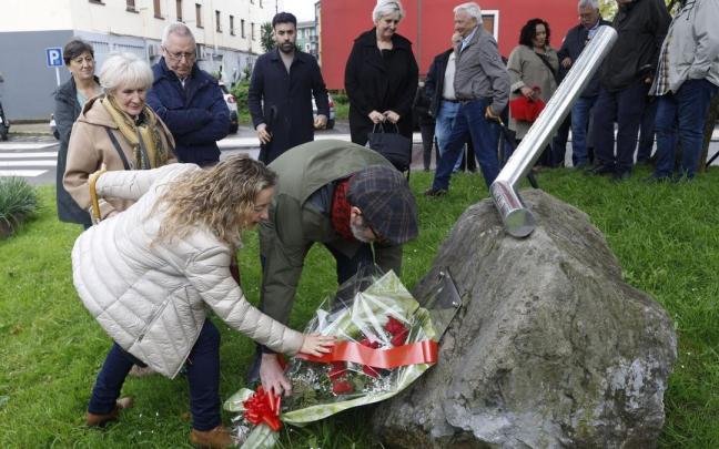 Homenaje en Andoain a José Luis López de Lacalle en el 24 aniversario de su asesinato por ETA.