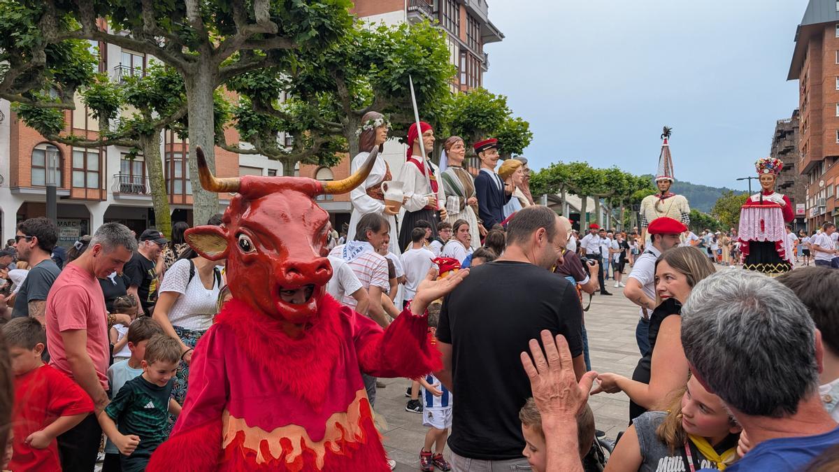 Las Loinatz Jaiak, en marcha en Beasain