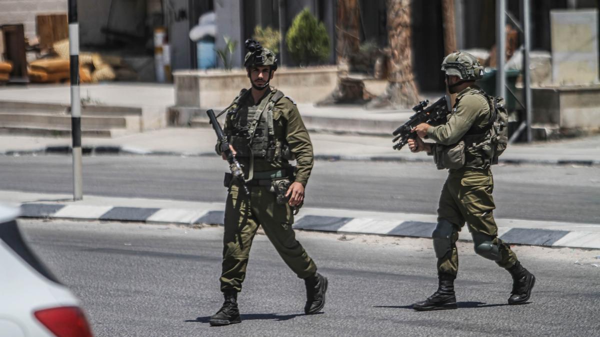 Soldados israelíes en Nablus