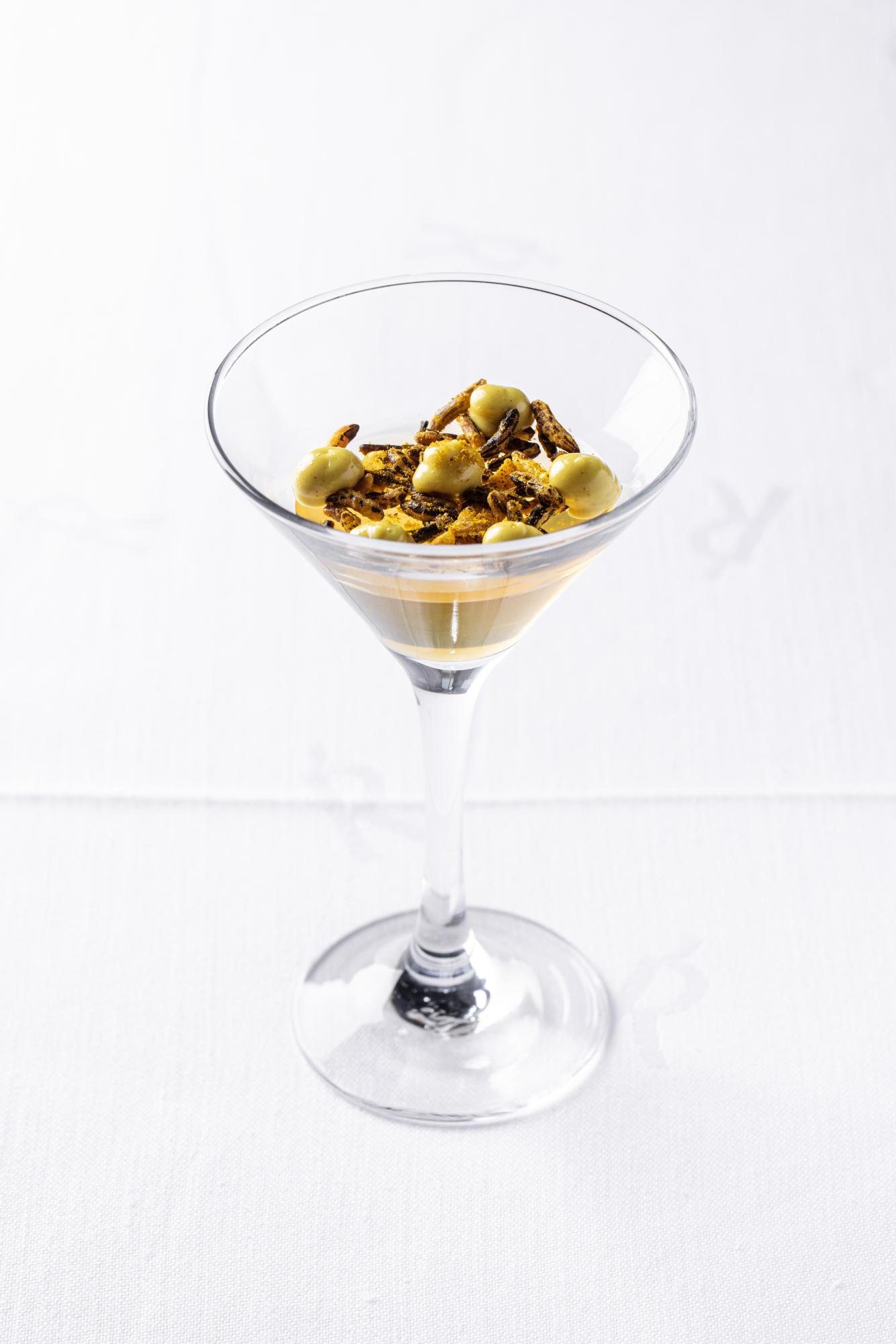 Consomé gelée de pollo lumagorri al curry.