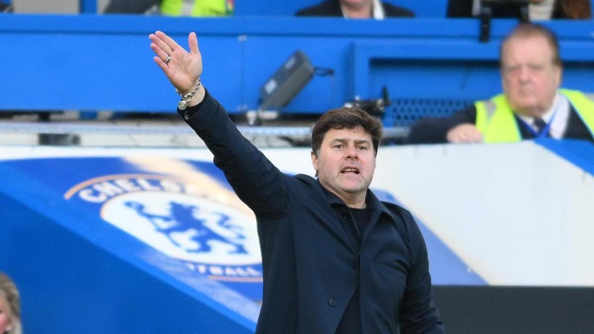 Mauricio Pochettino en el banquillo del Chelsea.