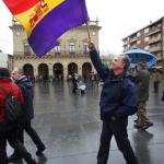 Foto de una marcha republicana organizada por la Asociación Nicolás Guerendiain en Irun.