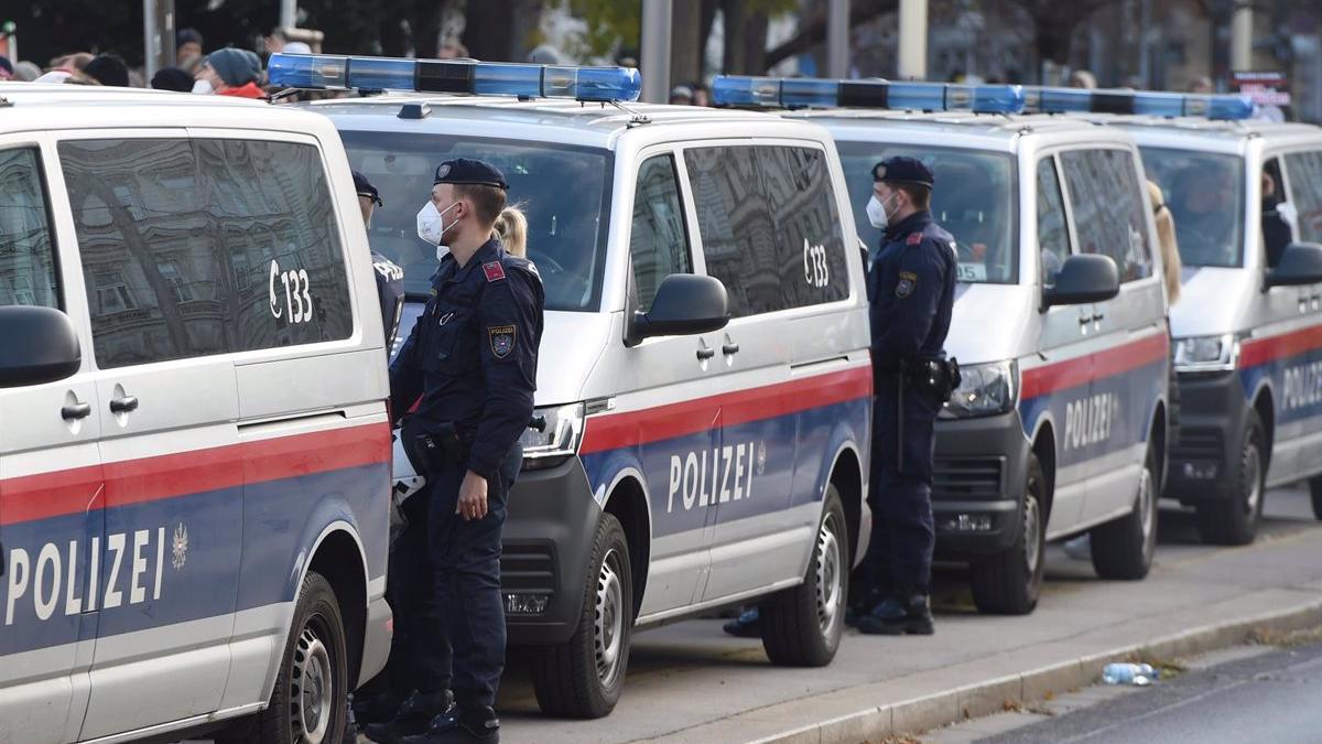 Despliegue de agentes policiales en Viena