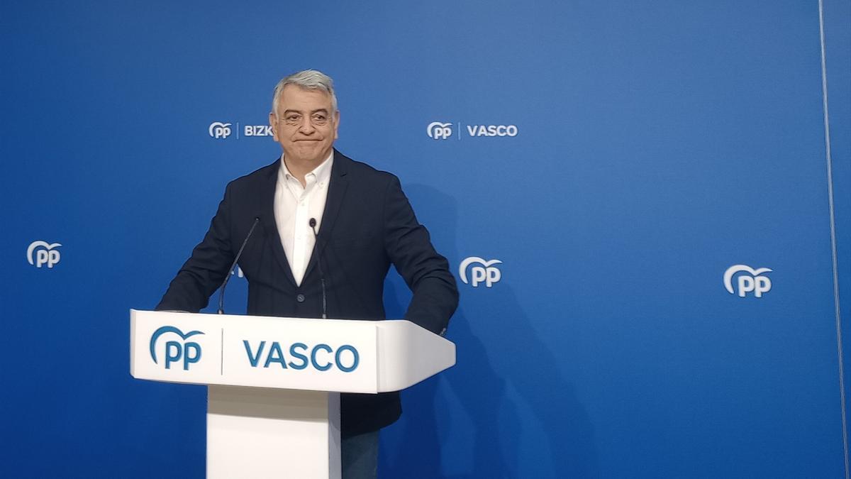 El PP vasco ve "continuista" el gobierno de Pradales porque hace lo mismo pero "más caro" al tener más consejerías.