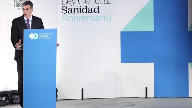 El presidente del Gobierno español, Pedro Sánchez, durante la clausura del acto institucional para conmemorar el 40 aniversario de la Ley General de Sanidad.