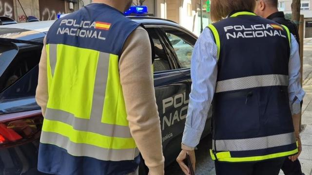 Agentes de Policía Nacional.
