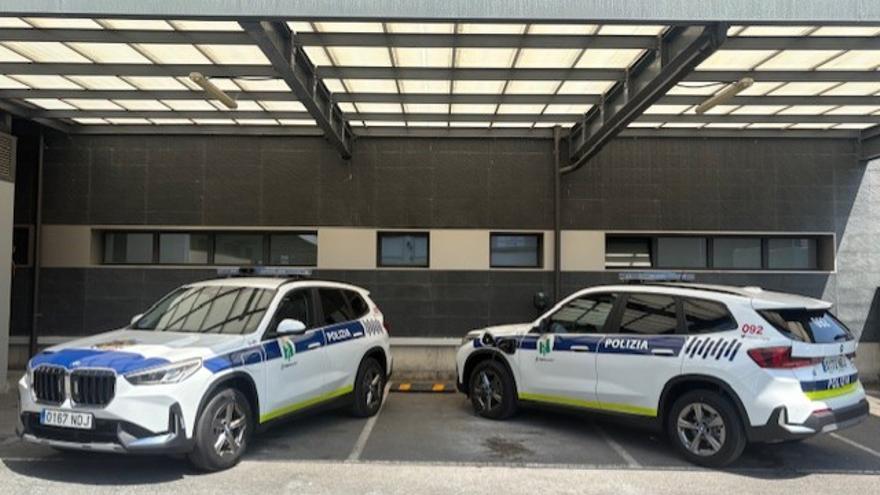 La Policía Local de Basauri renueva su flota con dos vehículos híbridos enchufables