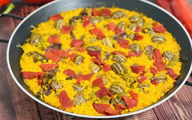 Arroz con caracoles y conejo.