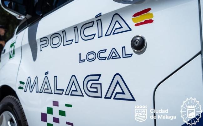 Imagen de archivo de un coche de policía local de Málaga.