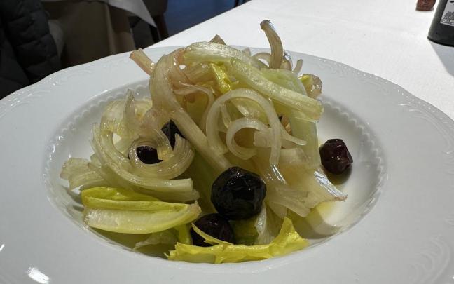 Ensalada de cardo rojo, del restaurante Topero.