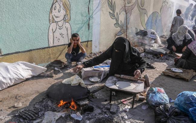 Se elevan a más de 8.300 los fallecidos y más de 21.000 heridos desde el inicio de la ofensiva israelí tras el ataque perpetrado por Hamás el pasado 7 de octubre.