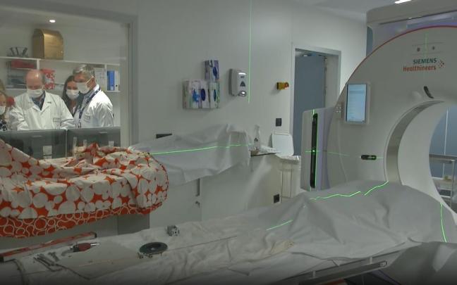 Los dos nuevos equipos del hospital de Basurto supondrán un "salto" cualitativo en la calidad de los tratamientos Los dos nuevos equipos del hospital de Basurto supondrán un "salto" cualitativo en la calidad de los tratamientos