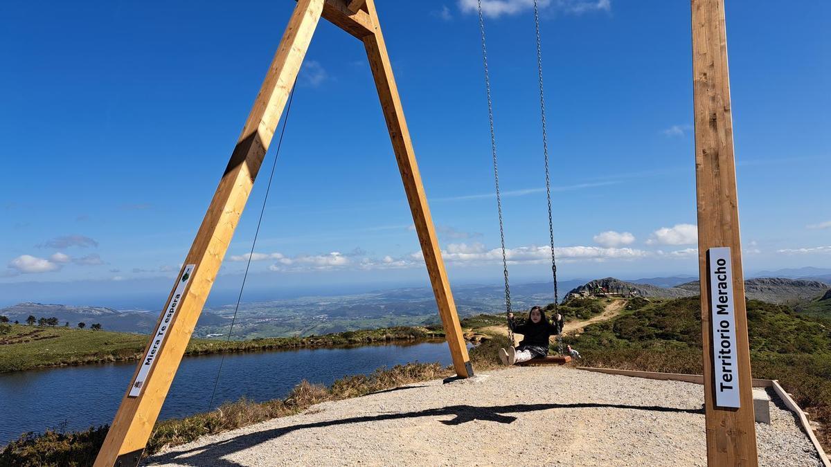 Un columpio con vistas.
