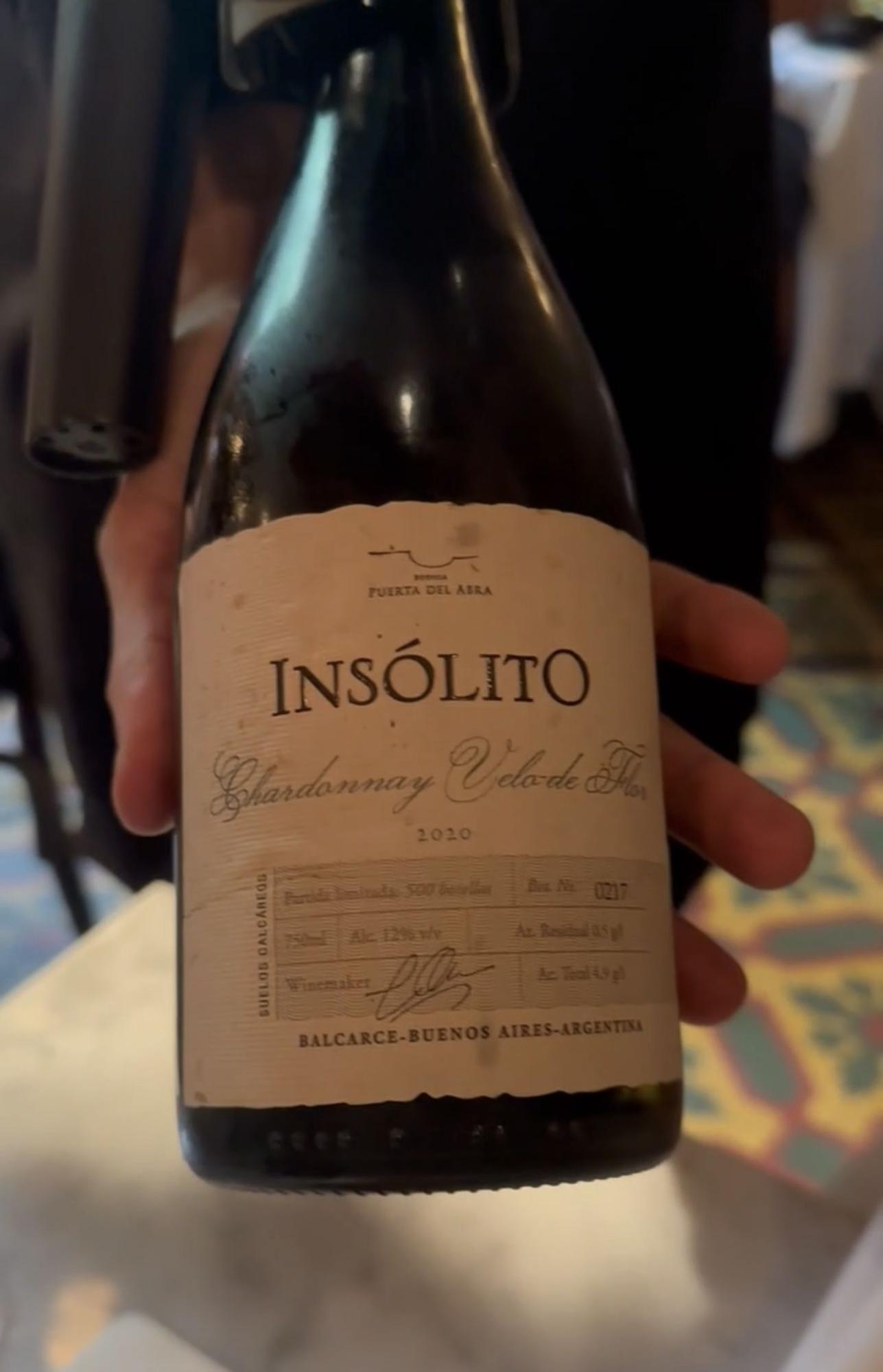 Insólito.