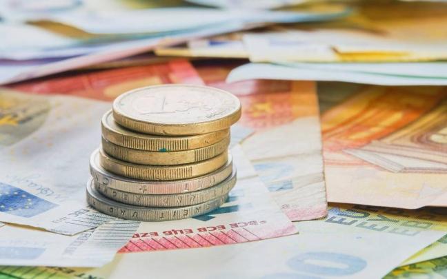 Cuánto dinero en efectivo hay que guardar en casa