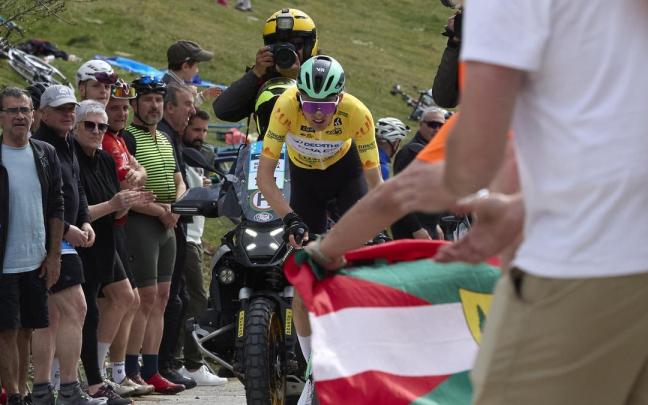 Paul Seixas, durante la ascensión a San Miguel de Aralar.
