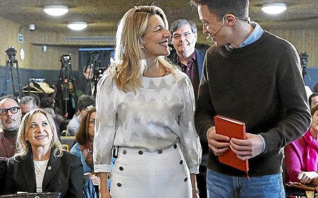 Yolanda Díaz e Íñigo Errejón, en la presentación de un informe sobre salud mental. | FOTO: EFE Yolanda Díaz e Íñigo Errejón, en la presentación de un informe sobre salud mental. | FOTO: EFE