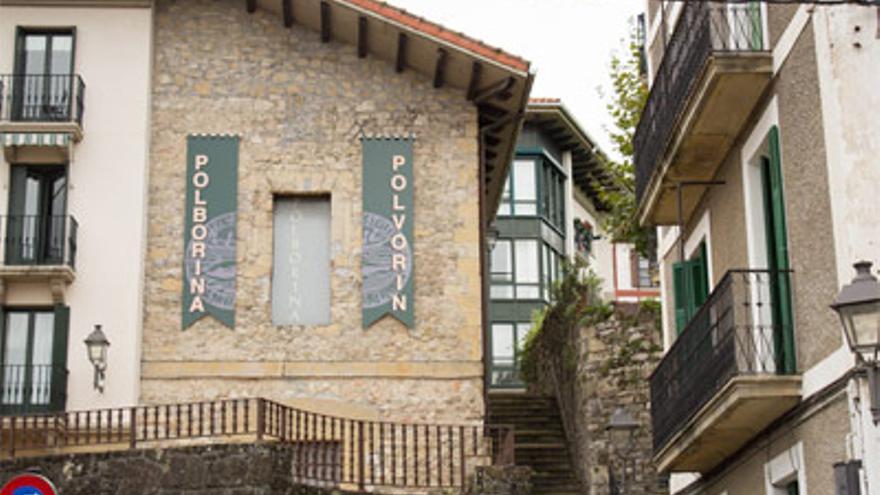 Foto del Polvorín de Hondarribia, donde se llevan a cabo las proyecciones del Cine Club Papillón.