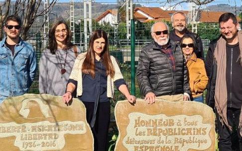 Jornada republicana organizada por Elkarrekin Podemos en Irun (Gipuzkoa).