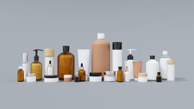 Envases de distintos tipos de cosméticos.