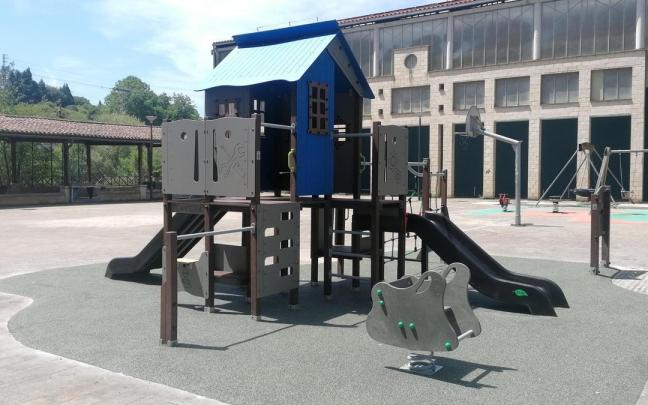 El parque infantil renovado dentro del proyecto 'Osintxu Biziberritzen'.