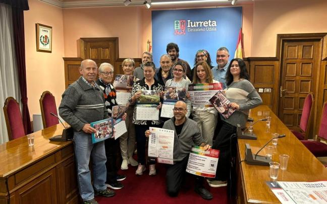 Presentación oficial en el salón de plenos