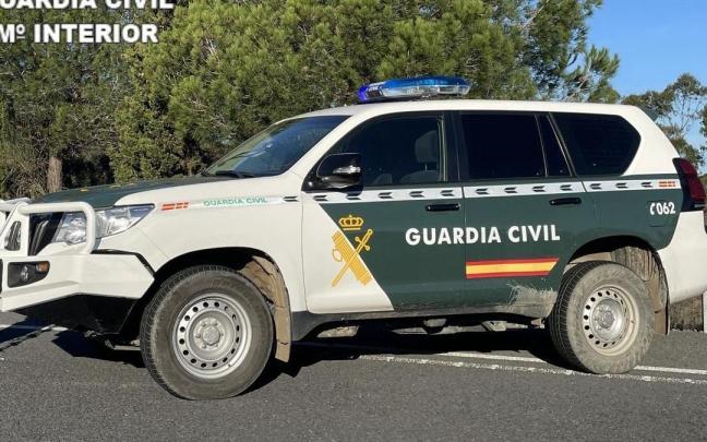 Un vehículo de la Guardia Civil. / Archivo Un vehículo de la Guardia Civil.