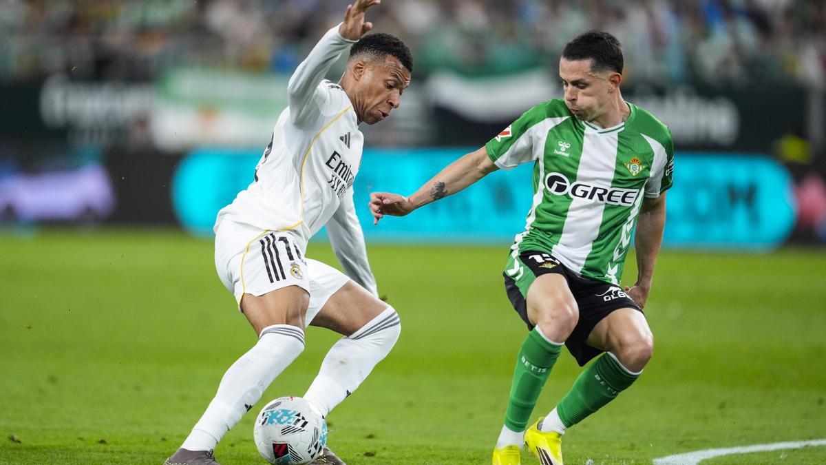 Mbappé, ante el Betis.
