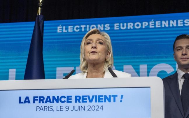 Marine Le Pen junto a Jordan Bardella. / EFE Marine Le Pen junto a Jordan Bardella.