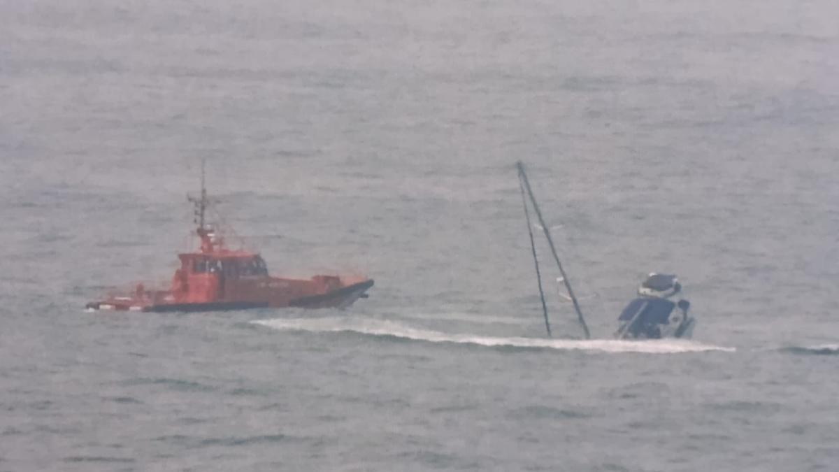 Hundimiento del velero Idem tras interacción con orcas frente a Estaca de Bares.