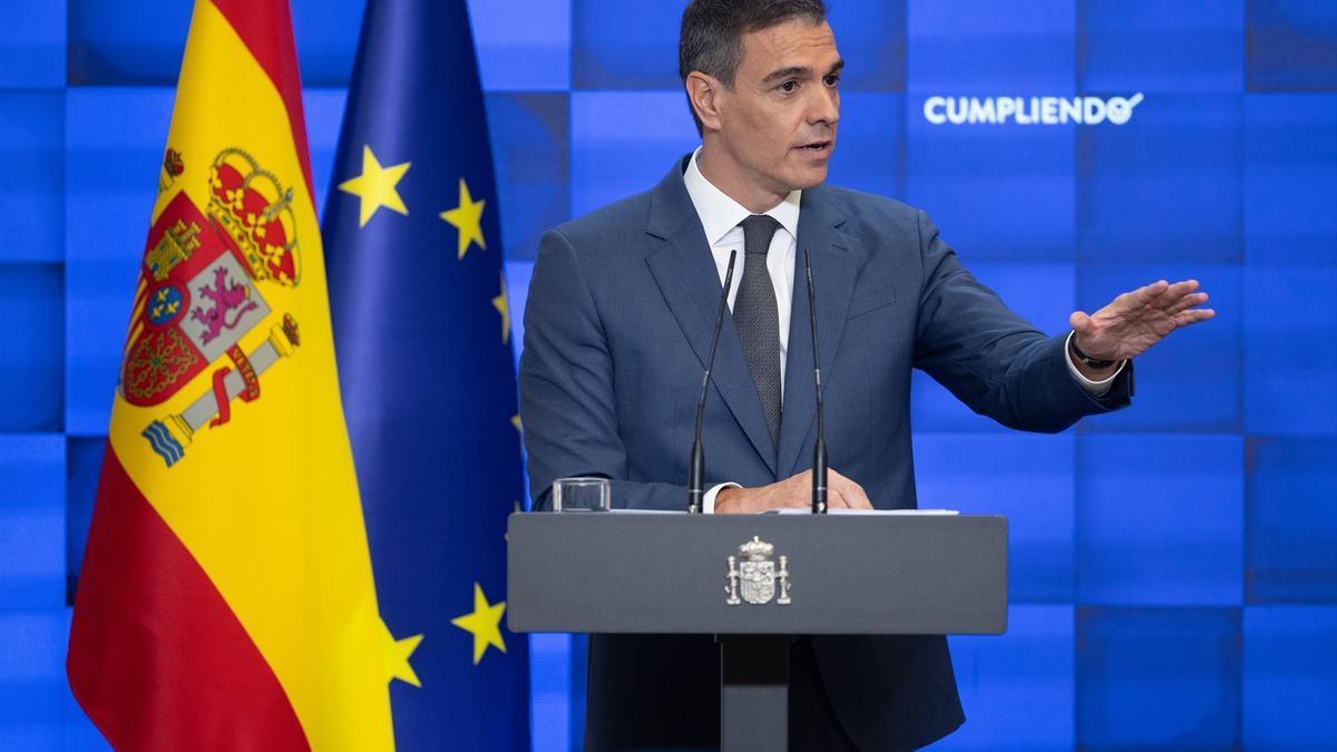 El presidente del Gobierno, Pedro Sánchez, comparece para hacer balance del curso político, en el Complejo de la Moncloa