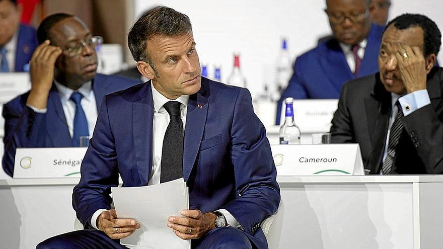 El presidente francés, Emmanuel Macron, ayer en la Cumbre del Desarrollo. | FOTO: EFE