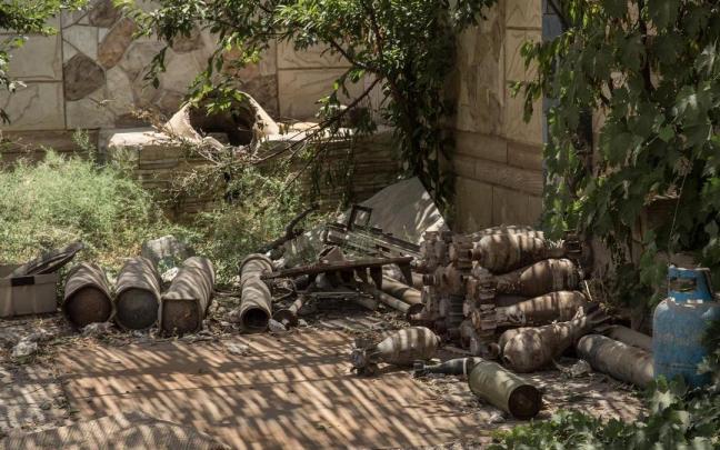 Un arsenal de explosivos abandonado en Siria.