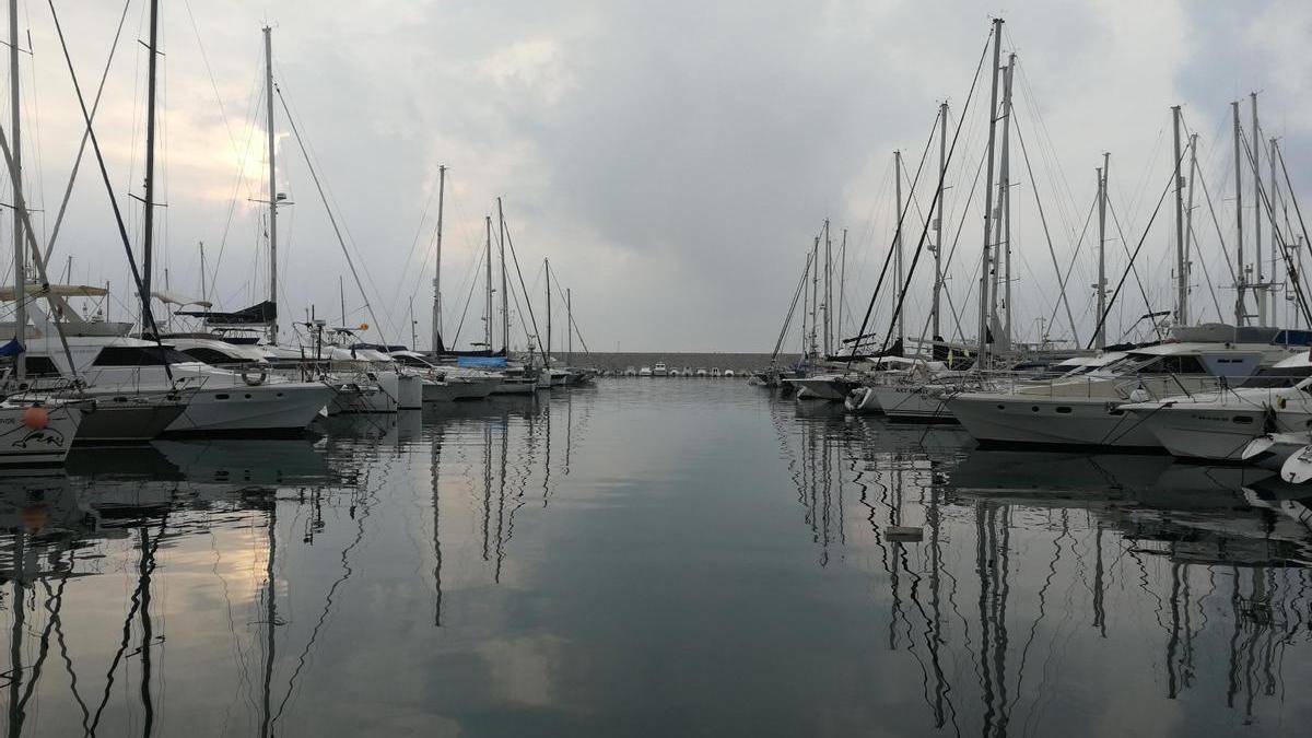 El puerto de Fuengirola en una foto de archivo.