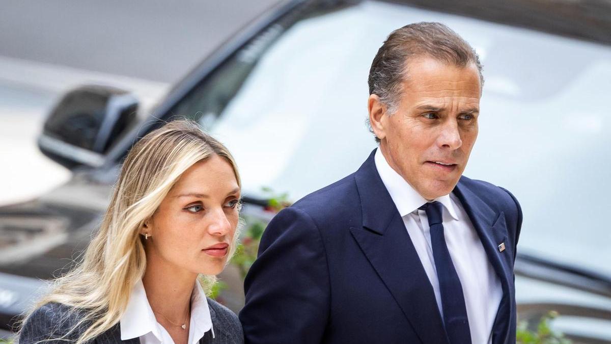 Hunter Biden acude al juzgado junto a su mujer, Melissa Cohen.