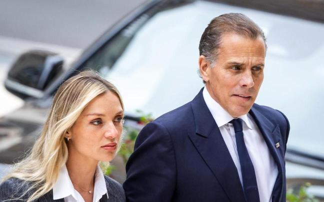 Hunter Biden acude al juzgado junto a su mujer, Melissa Cohen.