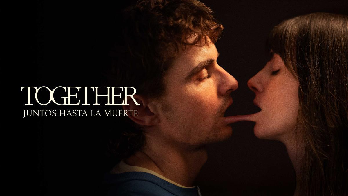 ‘Together: juntos hasta la muerte’.