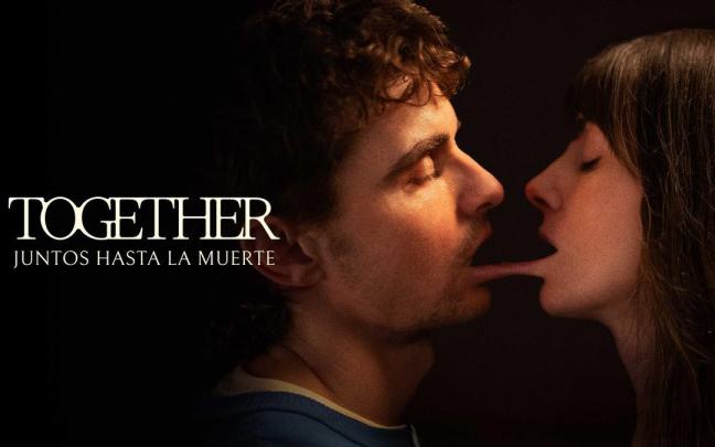 ‘Together: juntos hasta la muerte’.