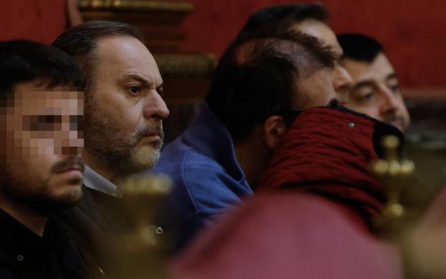 El exministro Jose Luis Ábalos, durante la audiencia preliminar en el Tribunal Supremo.