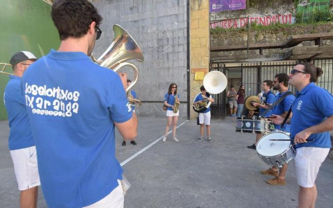 Charanga Joselontxos.