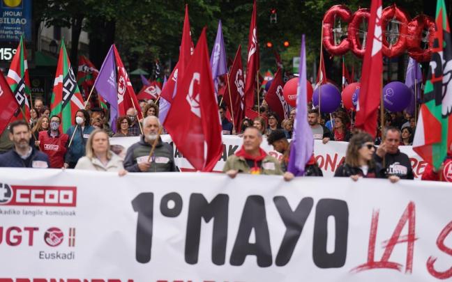 Un momento de una de las manifestaciones desarrolladas el año pasado en Bilbao con motivo de la festividad del Primero de Mayo.