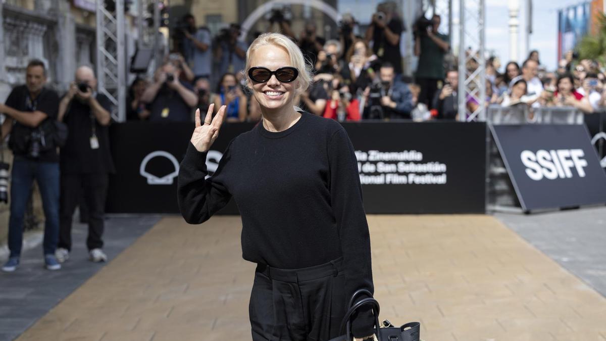 Pamela Anderson en la 72 edición del Festival Internacional de Cine de San Sebastián.