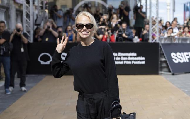 Pamela Anderson en la 72 edición del Festival Internacional de Cine de San Sebastián.
