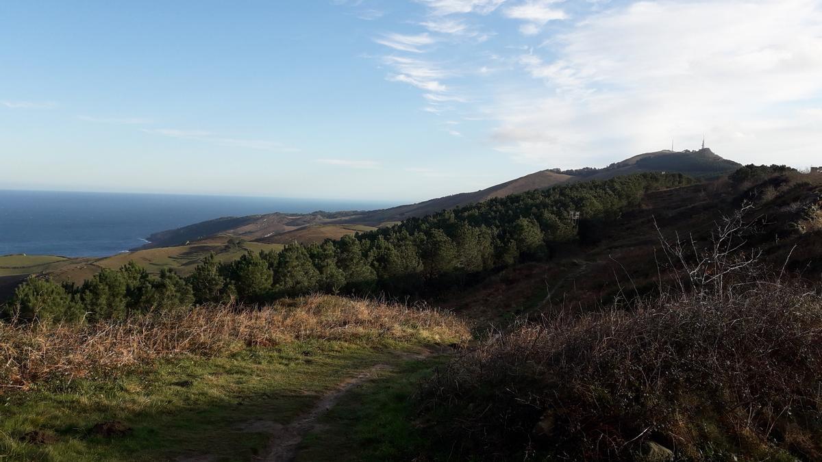 Subiendo camino de Jaizkibel