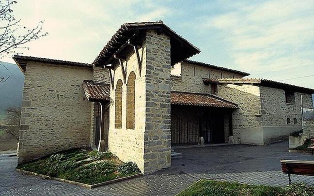Perspectiva de la Casa Torre de Urbina de Basabe