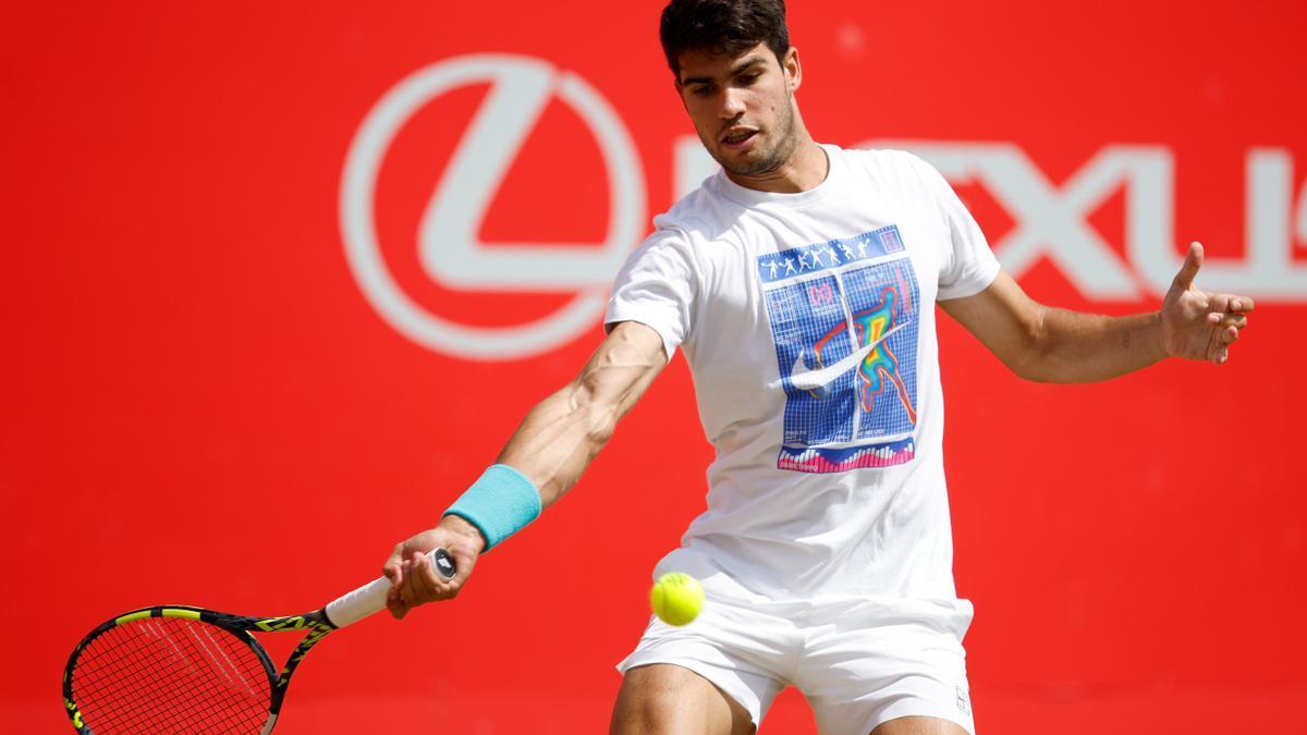 Carlos Alcaraz, en el partido contra Roberto Bautista