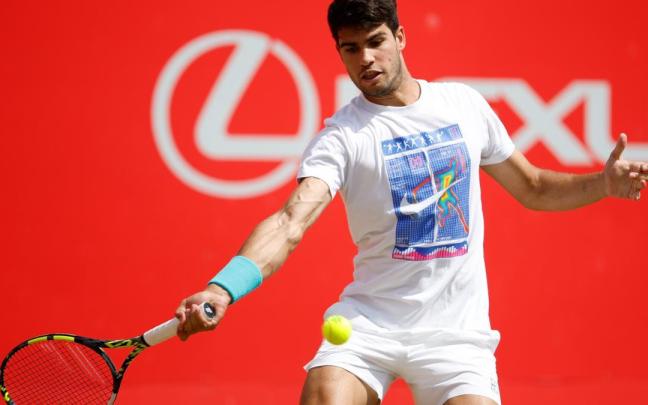 Carlos Alcaraz, en el partido contra Roberto Bautista