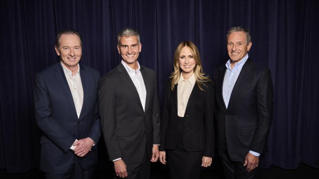 James Gorman, Josh D'Amaro, Dana Walden y Robert Iger.