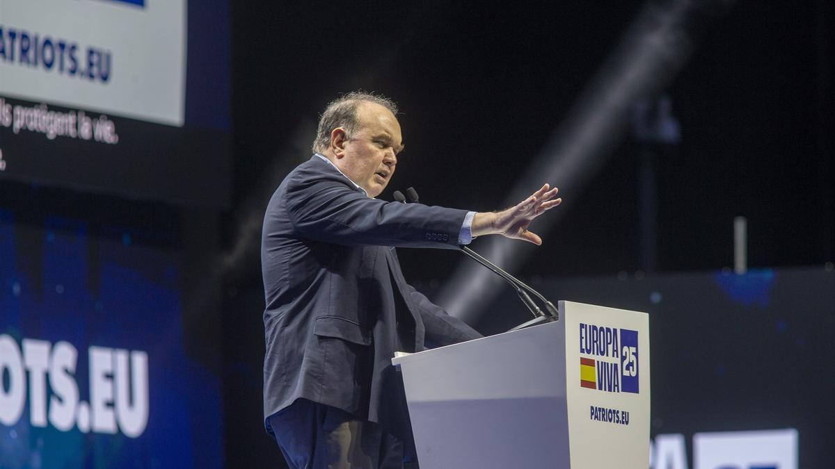 Rafael López Aliaga, el candidato presidencial de la ultraderecha peruana.